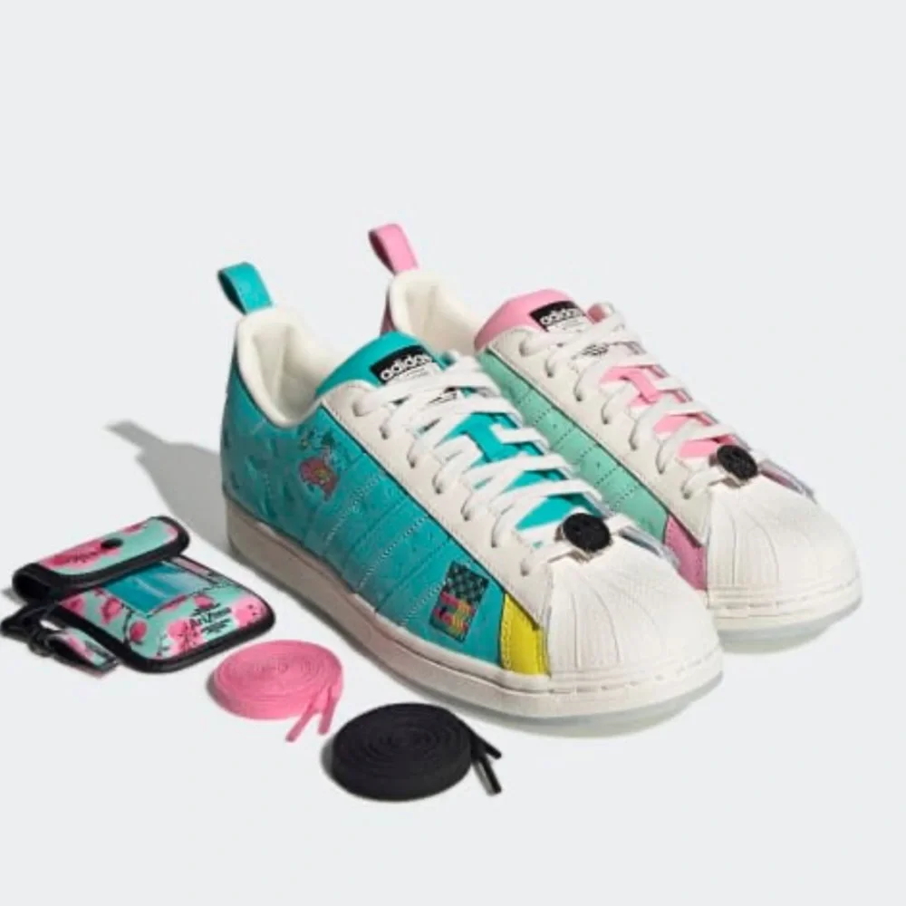 adidas SUPERSTAR ARIZONA - Picture 1 of 13
